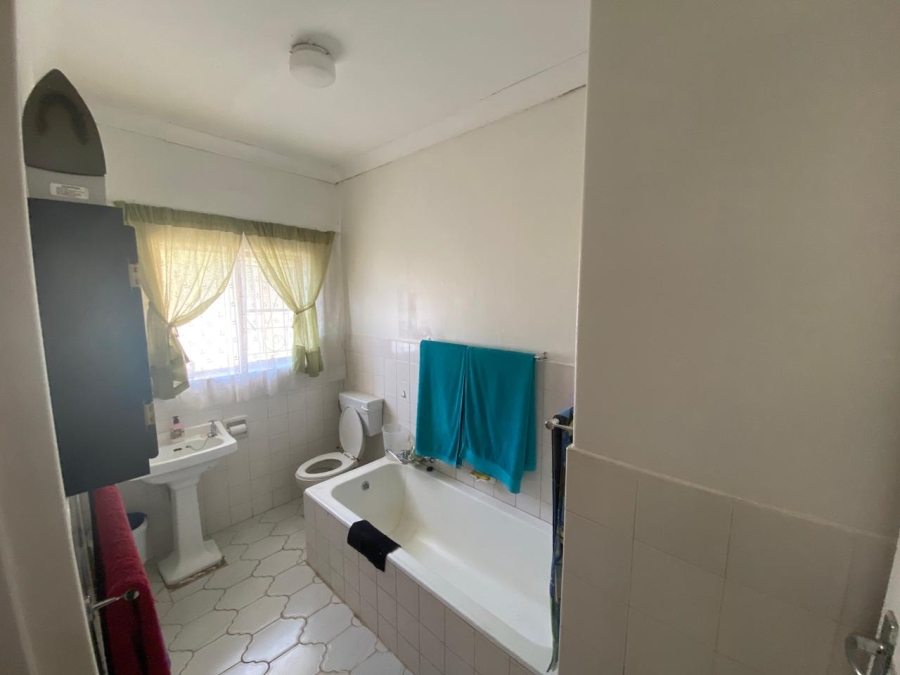 3 Bedroom Property for Sale in La Hoff North West